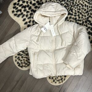 Beige Zara puffer